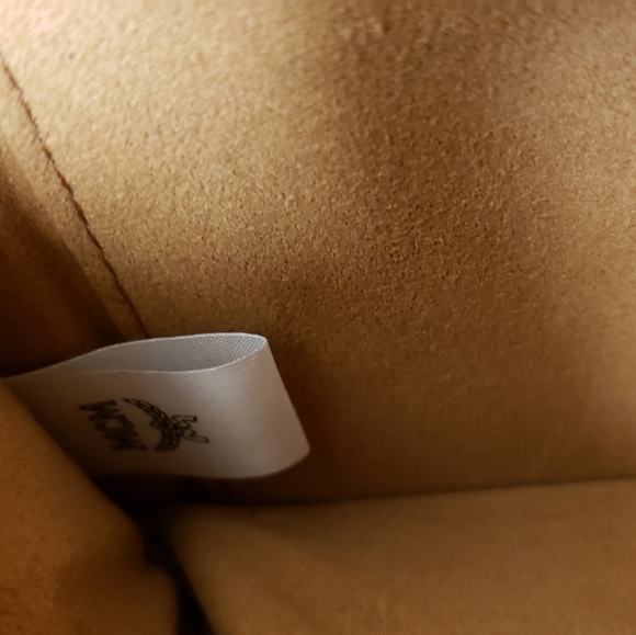 SOLD! MCM Rockstar Vanity Case. Visetos Original - Picture 8 of 8